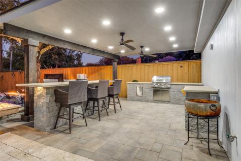 6566 Ridgeview Circle Dallas TX 75240