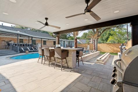 6566 Ridgeview Circle Dallas TX 75240