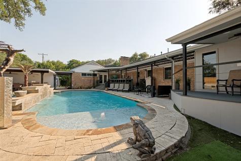 6566 Ridgeview Circle Dallas TX 75240