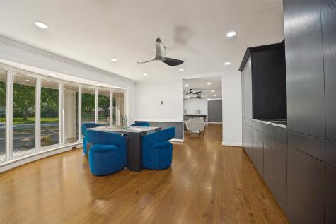 6566 Ridgeview Circle Dallas TX 75240