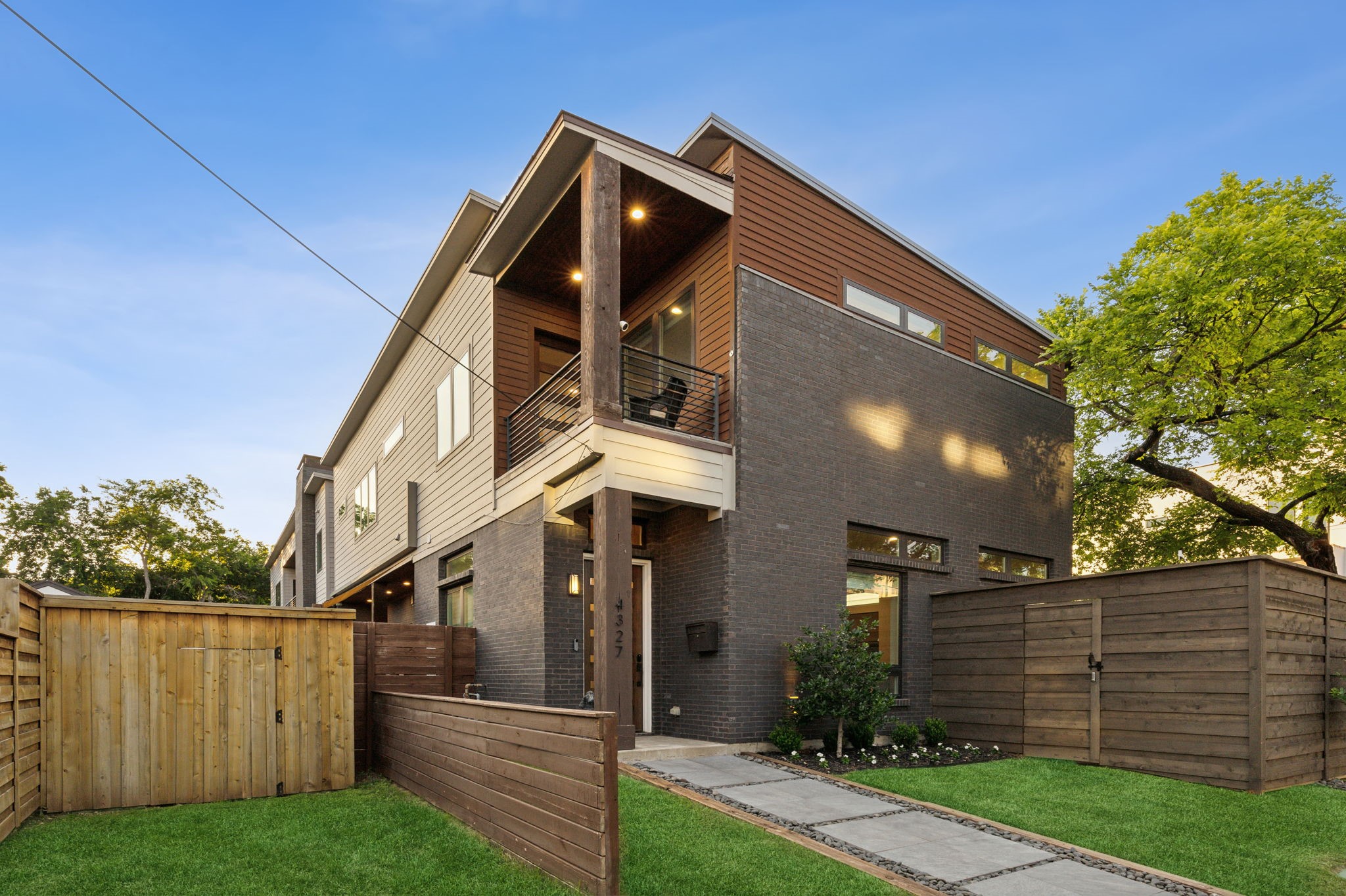 4327 Cabell Drive Dallas TX 75204