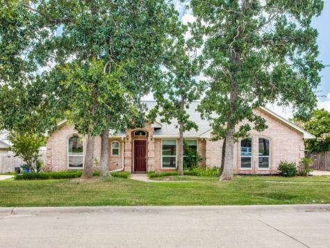 1248 Cross Creek Drive Kennedale TX 76060