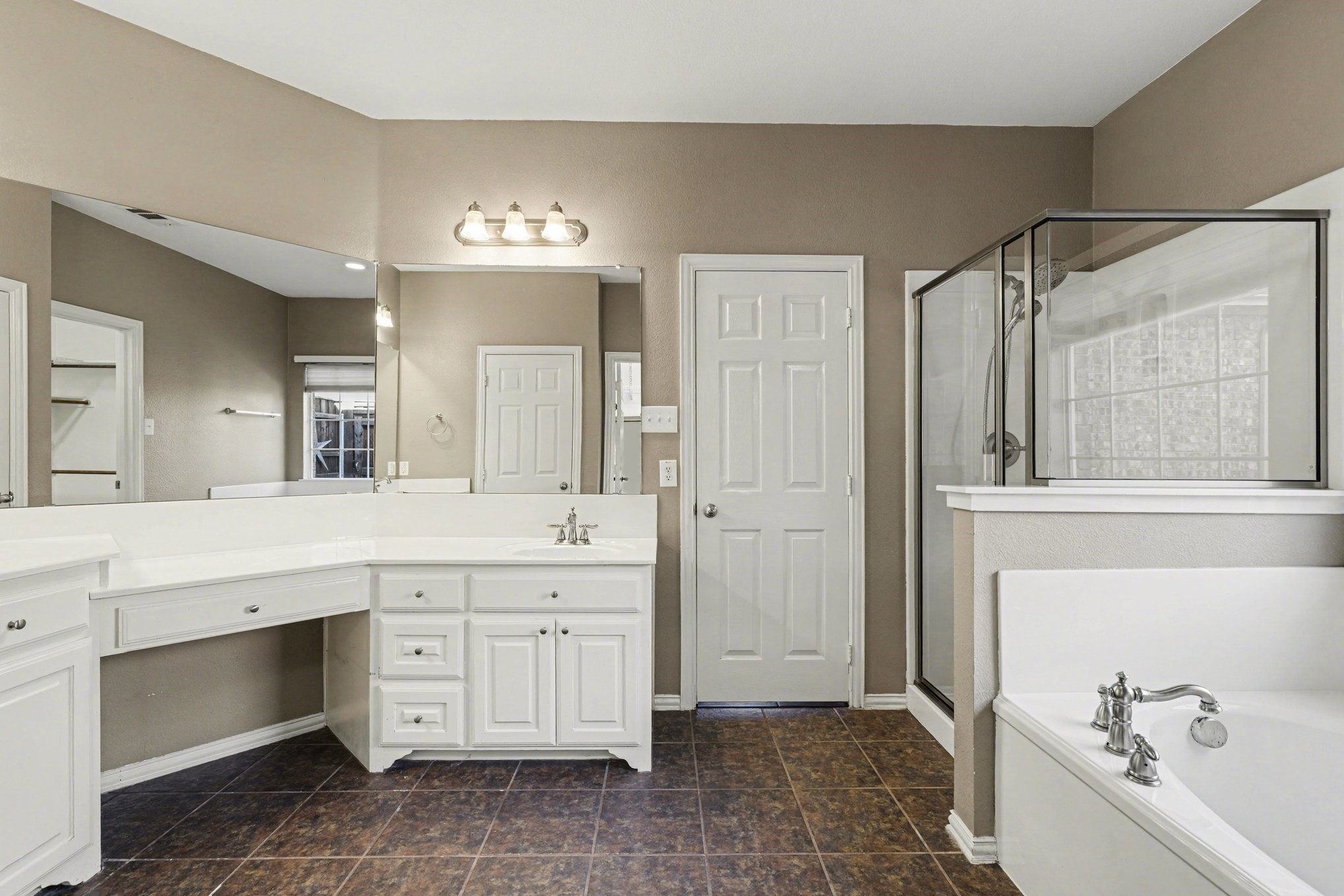 2109 Glen Manor Road Corinth TX 76208