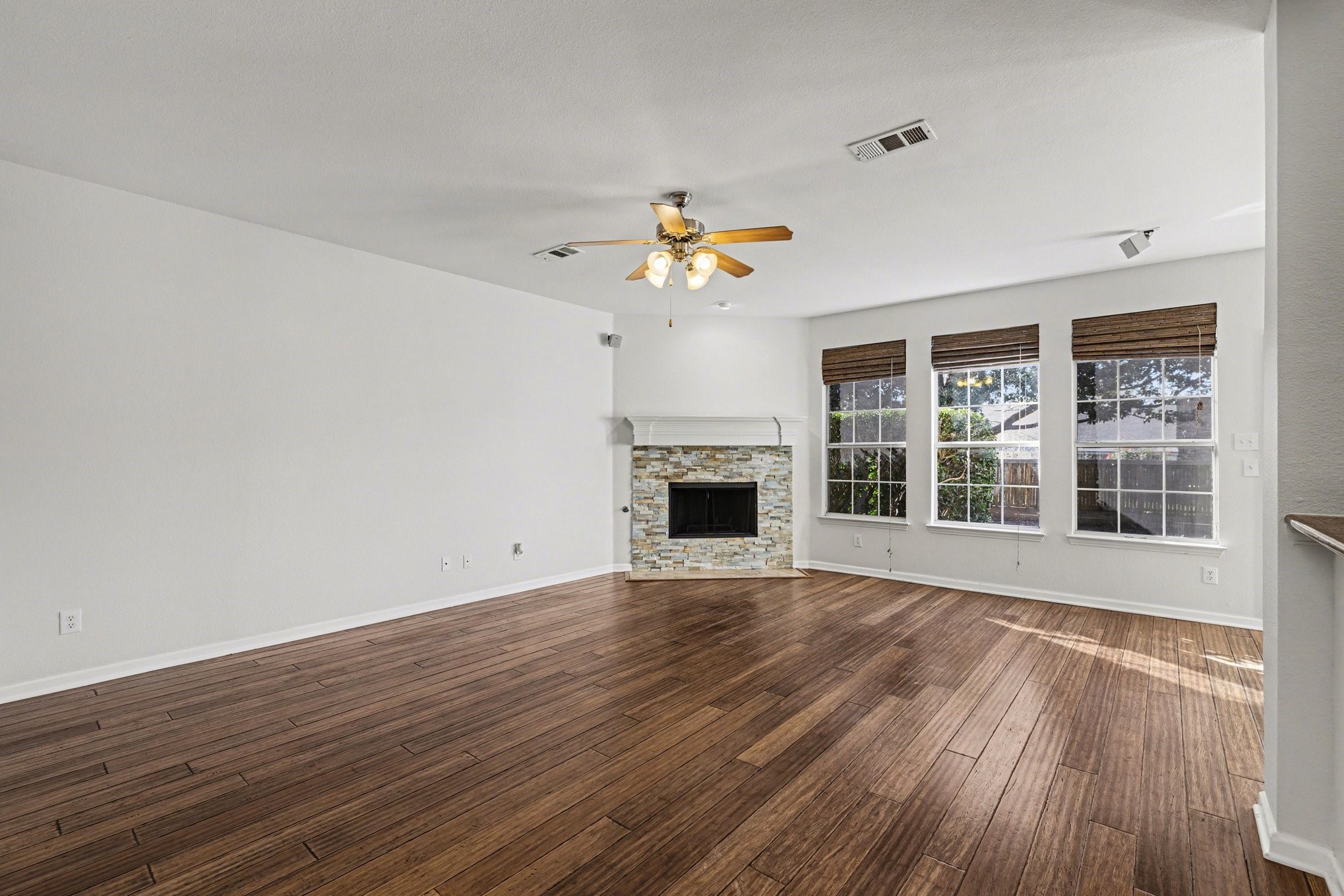2109 Glen Manor Road Corinth TX 76208