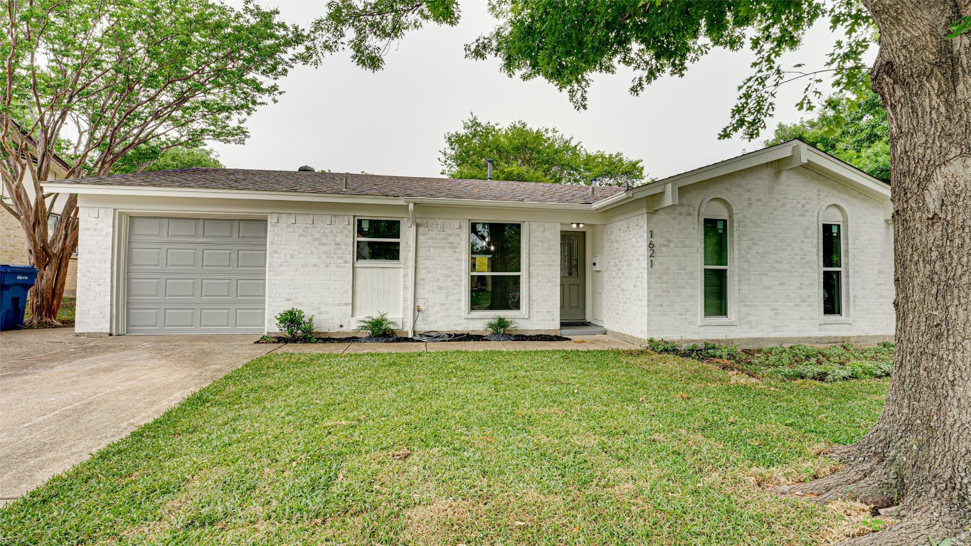 1621 Plantation Road Garland TX 75044