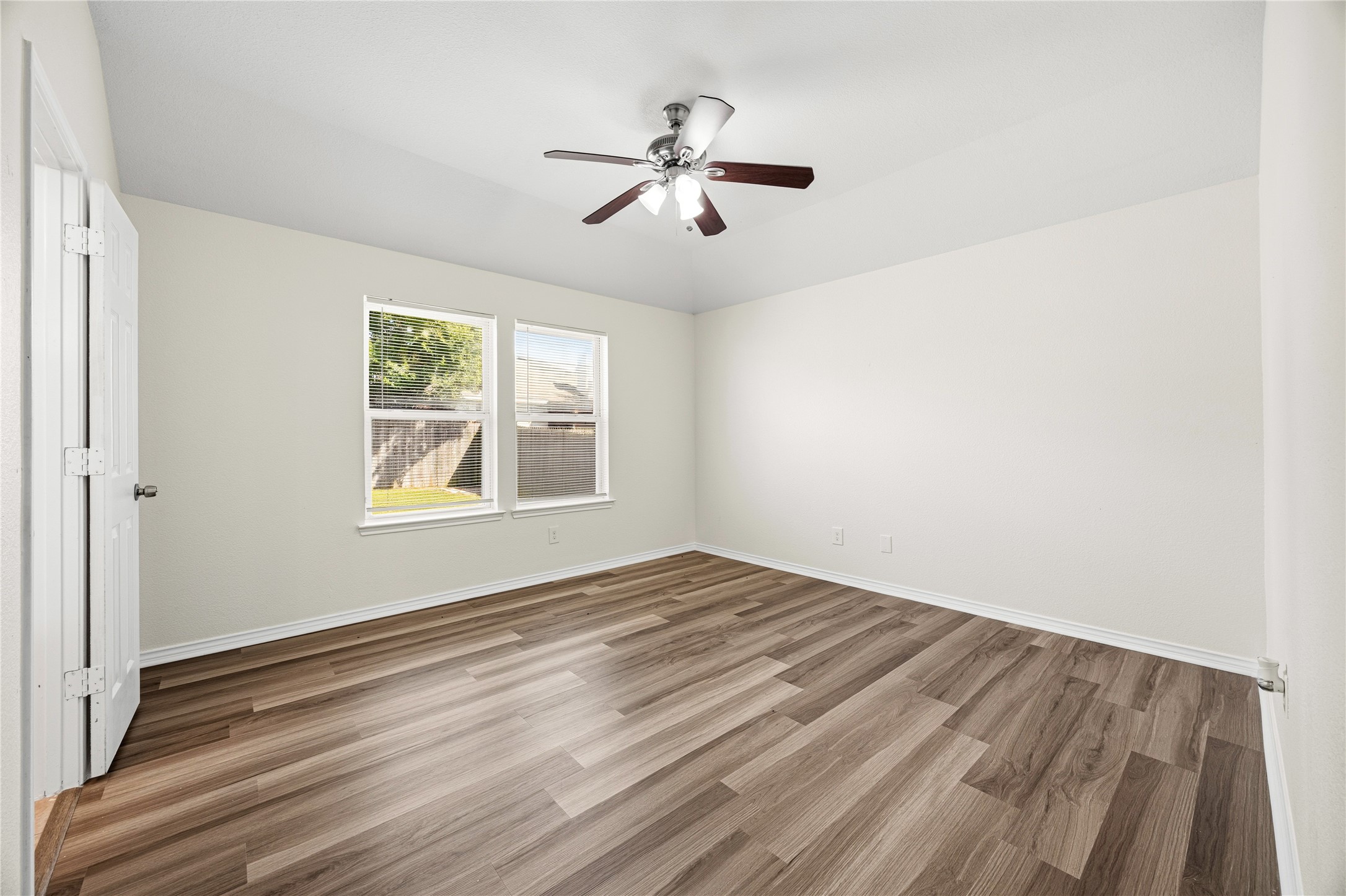 1712 Ironworks Drive Dallas TX 75253