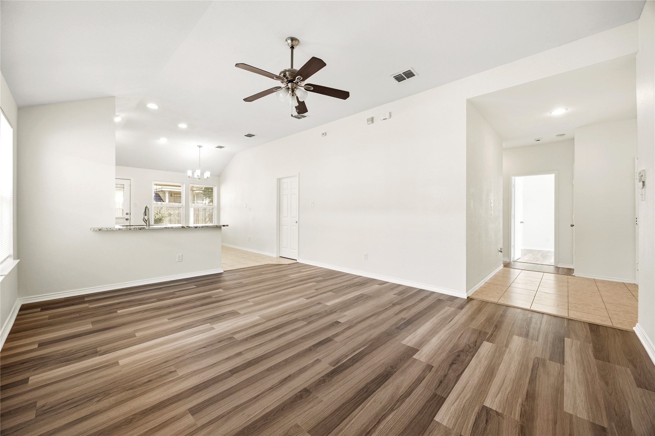 1712 Ironworks Drive Dallas TX 75253