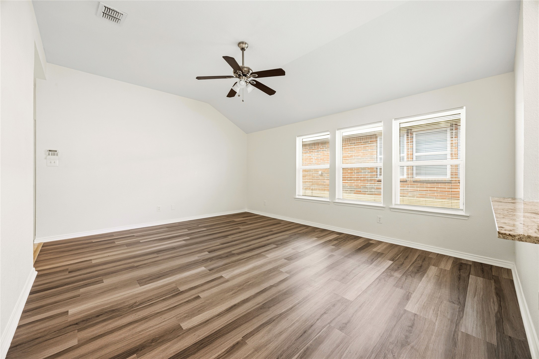 1712 Ironworks Drive Dallas TX 75253