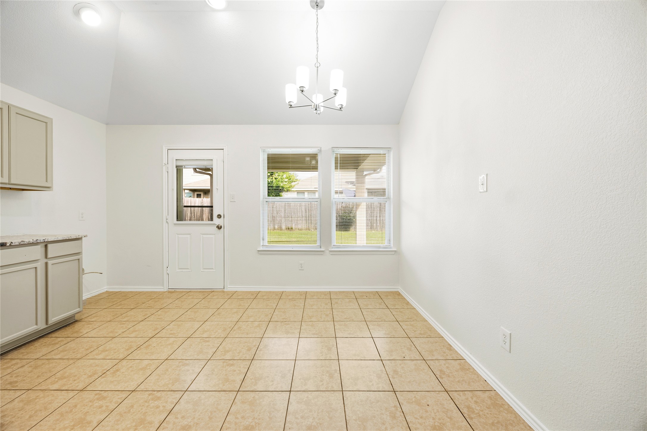 1712 Ironworks Drive Dallas TX 75253