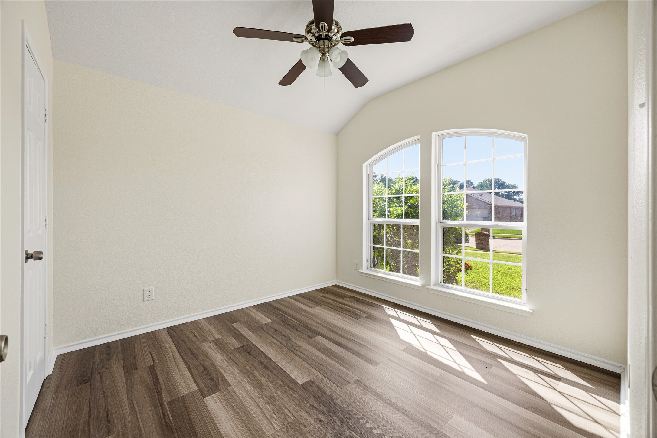 1712 Ironworks Drive Dallas TX 75253
