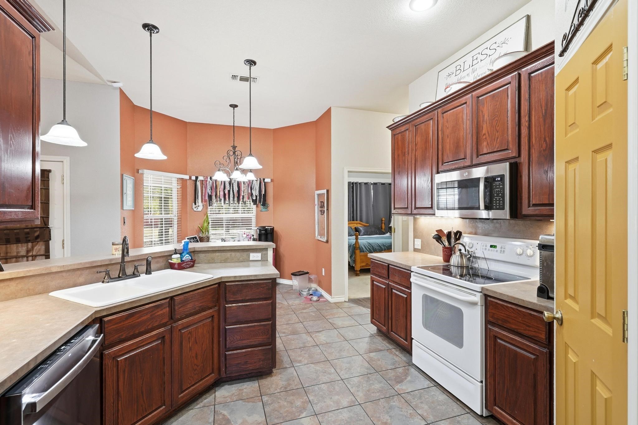 518 Robin Hood Court Clyde TX 79510