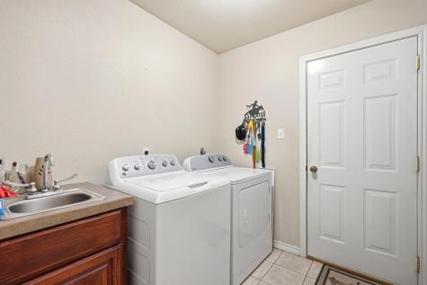 518 Robin Hood Court Clyde TX 79510