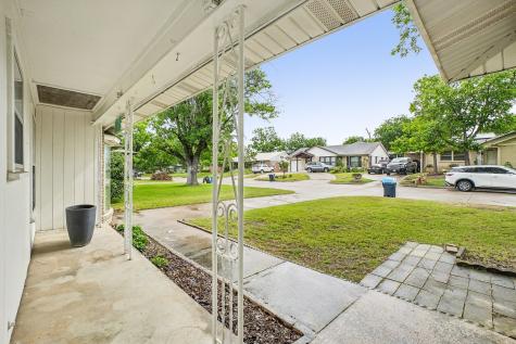 2320 Maryel Drive Fort Worth TX 76112