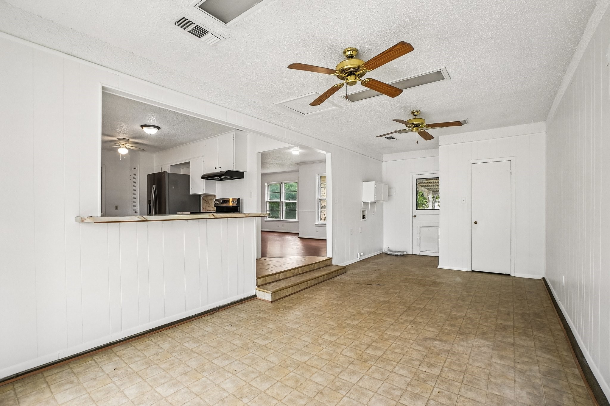 2320 Maryel Drive Fort Worth TX 76112