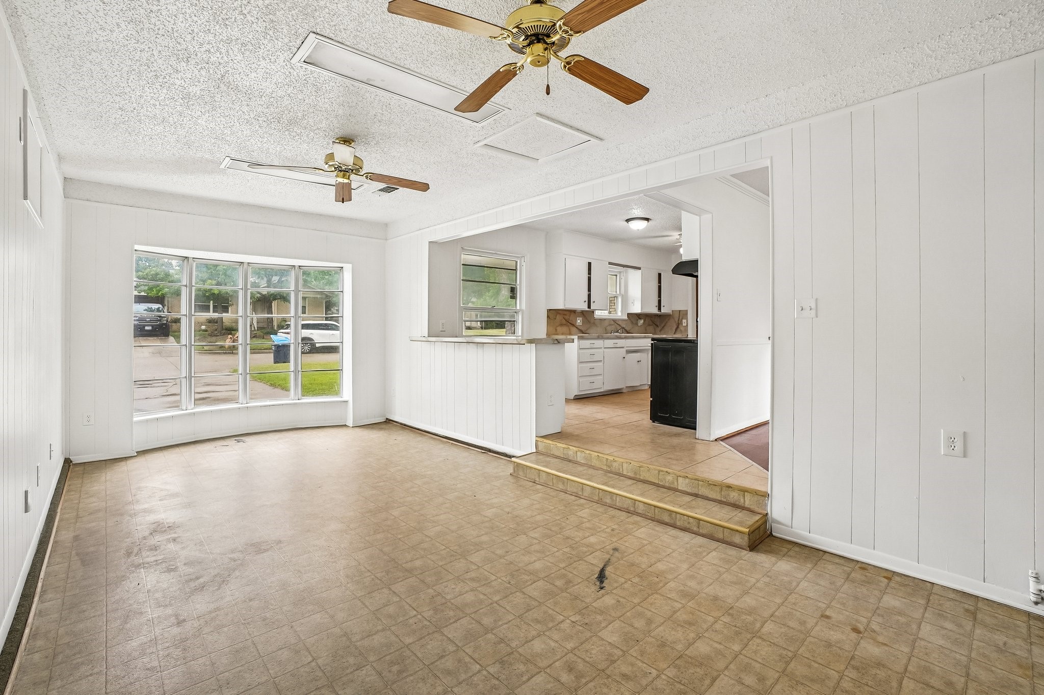 2320 Maryel Drive Fort Worth TX 76112