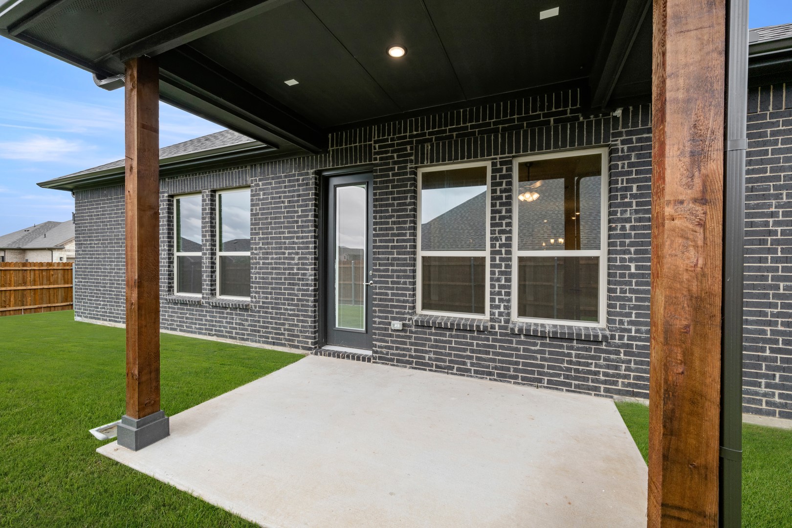 2297 High Plain Lane Waxahachie TX 75167