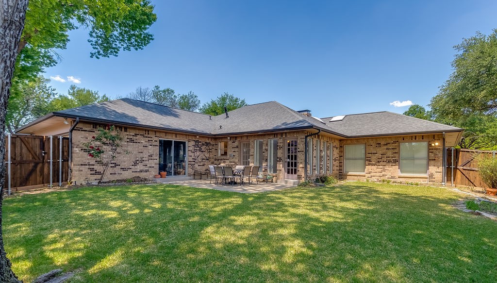 1005 Nottingham Drive Carrollton TX 75007