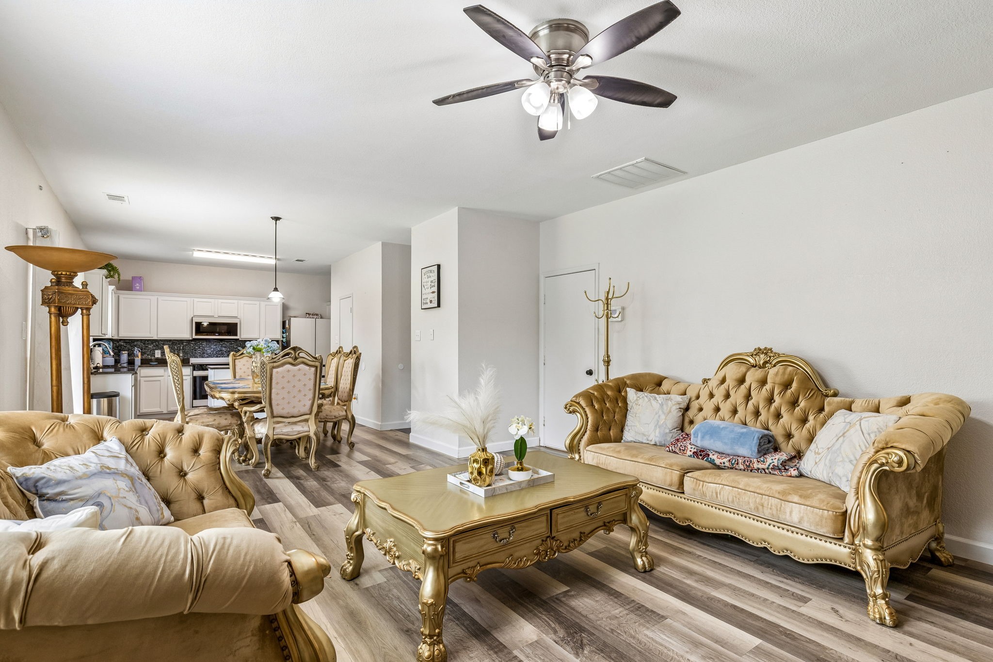 7013 Lindentree Lane Fort Worth TX 76137