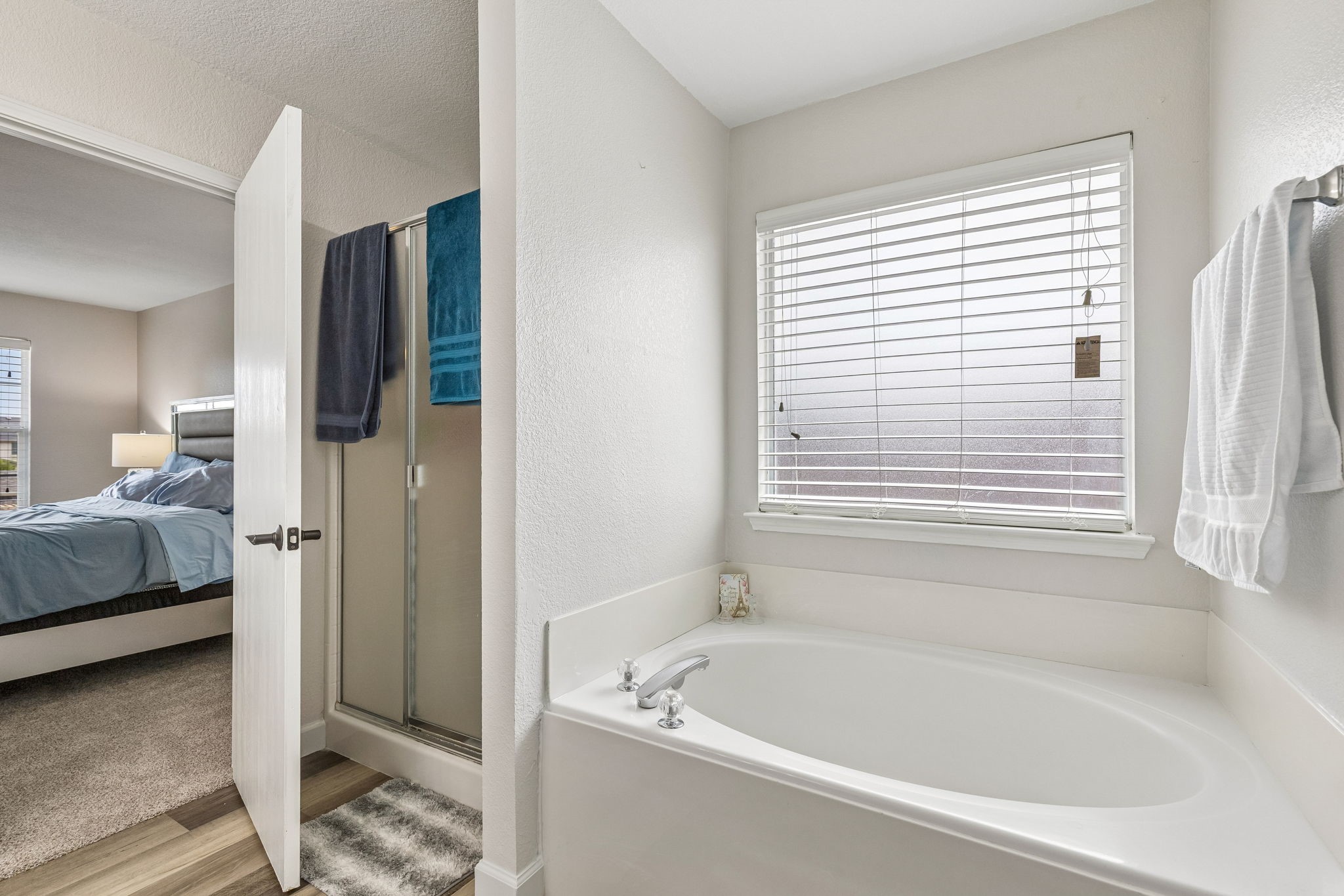 7013 Lindentree Lane Fort Worth TX 76137