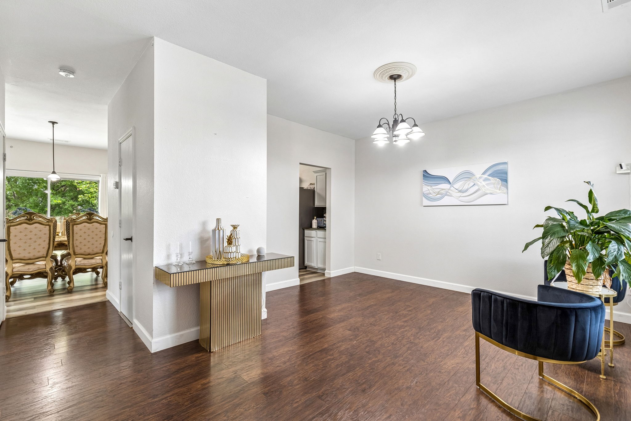 7013 Lindentree Lane Fort Worth TX 76137