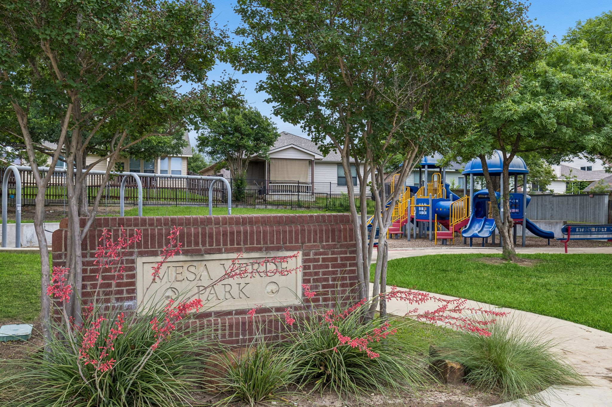 7013 Lindentree Lane Fort Worth TX 76137