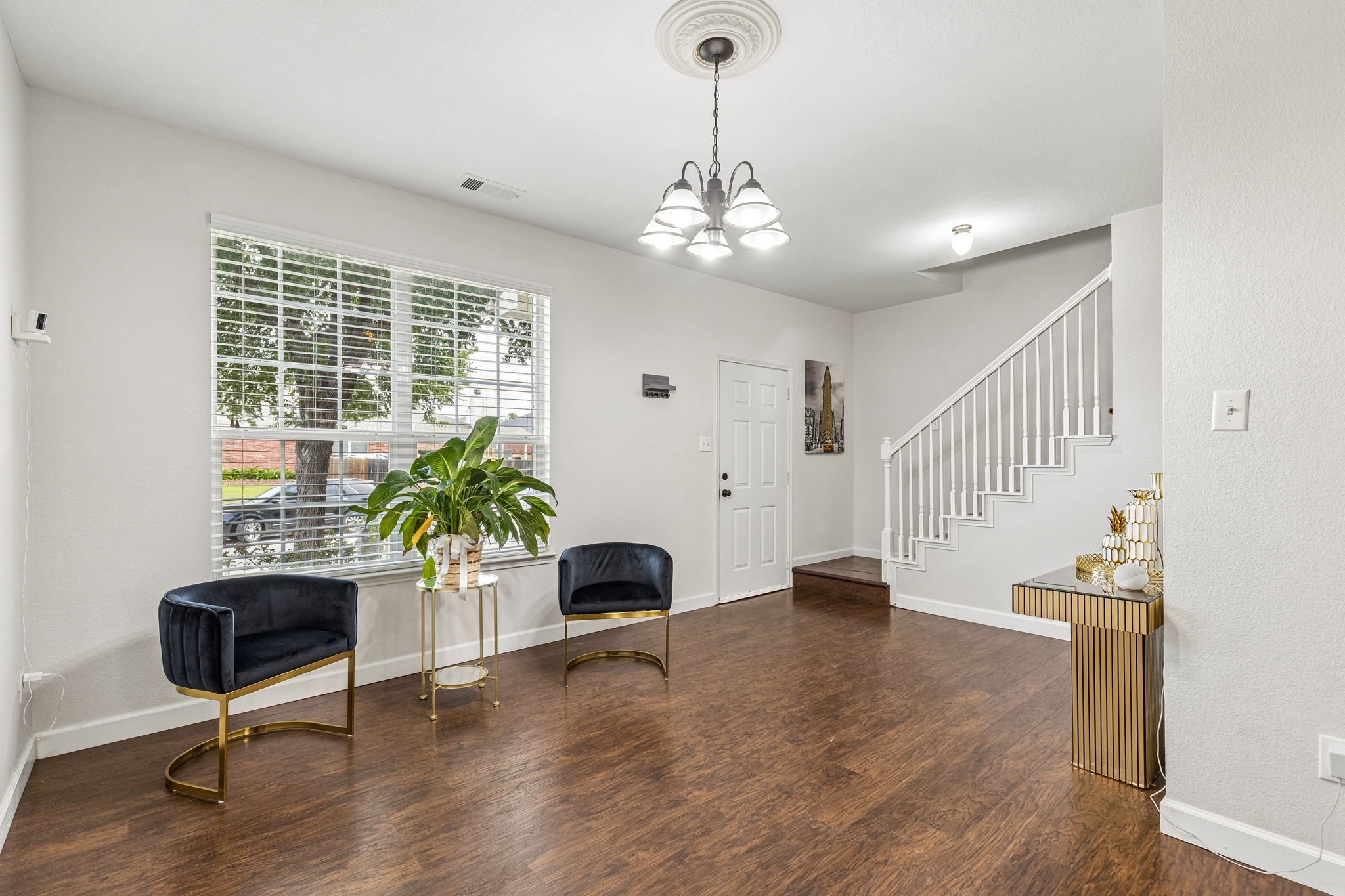 7013 Lindentree Lane Fort Worth TX 76137