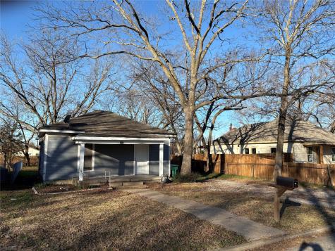 1006 S Throckmorton Street Sherman TX 75090