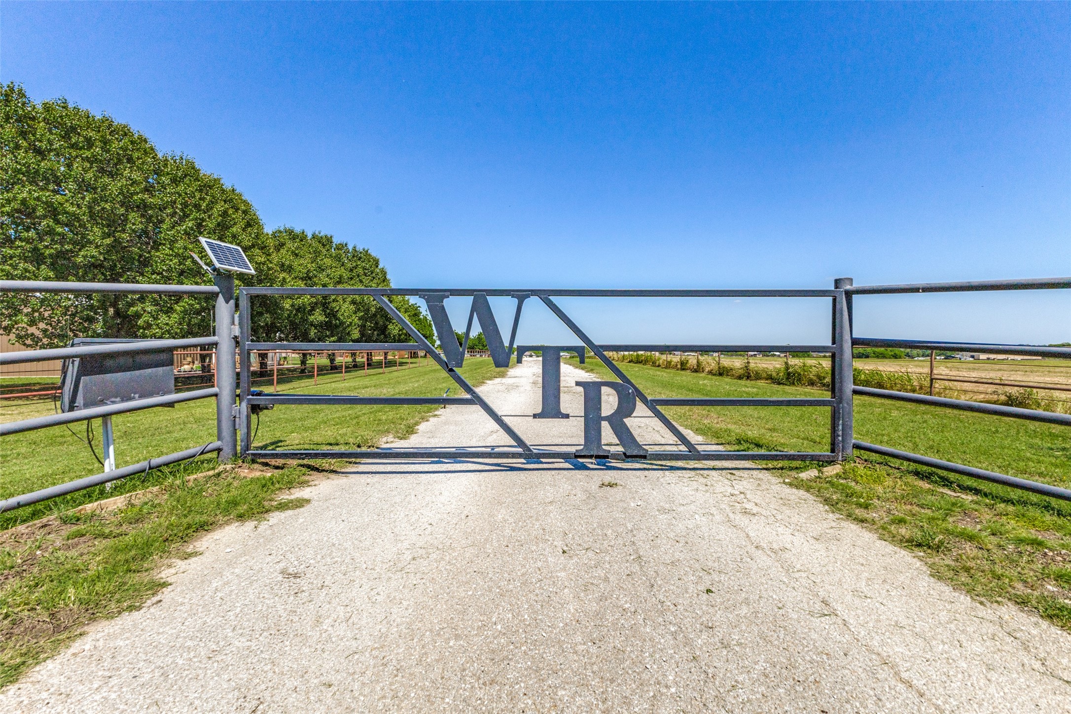 9940 Cole Road Pilot Point TX 76258