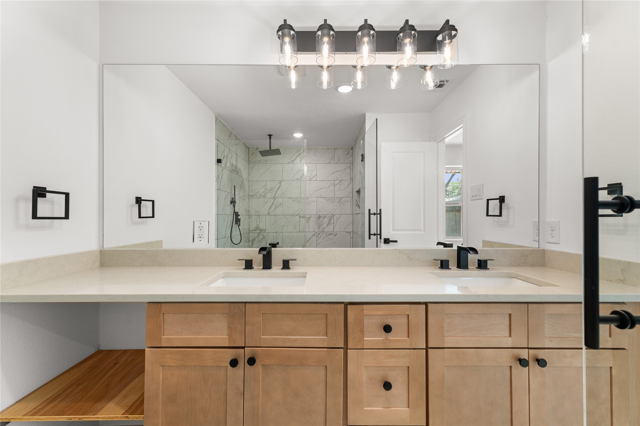 10236 Mapleridge Drive Dallas TX 75238