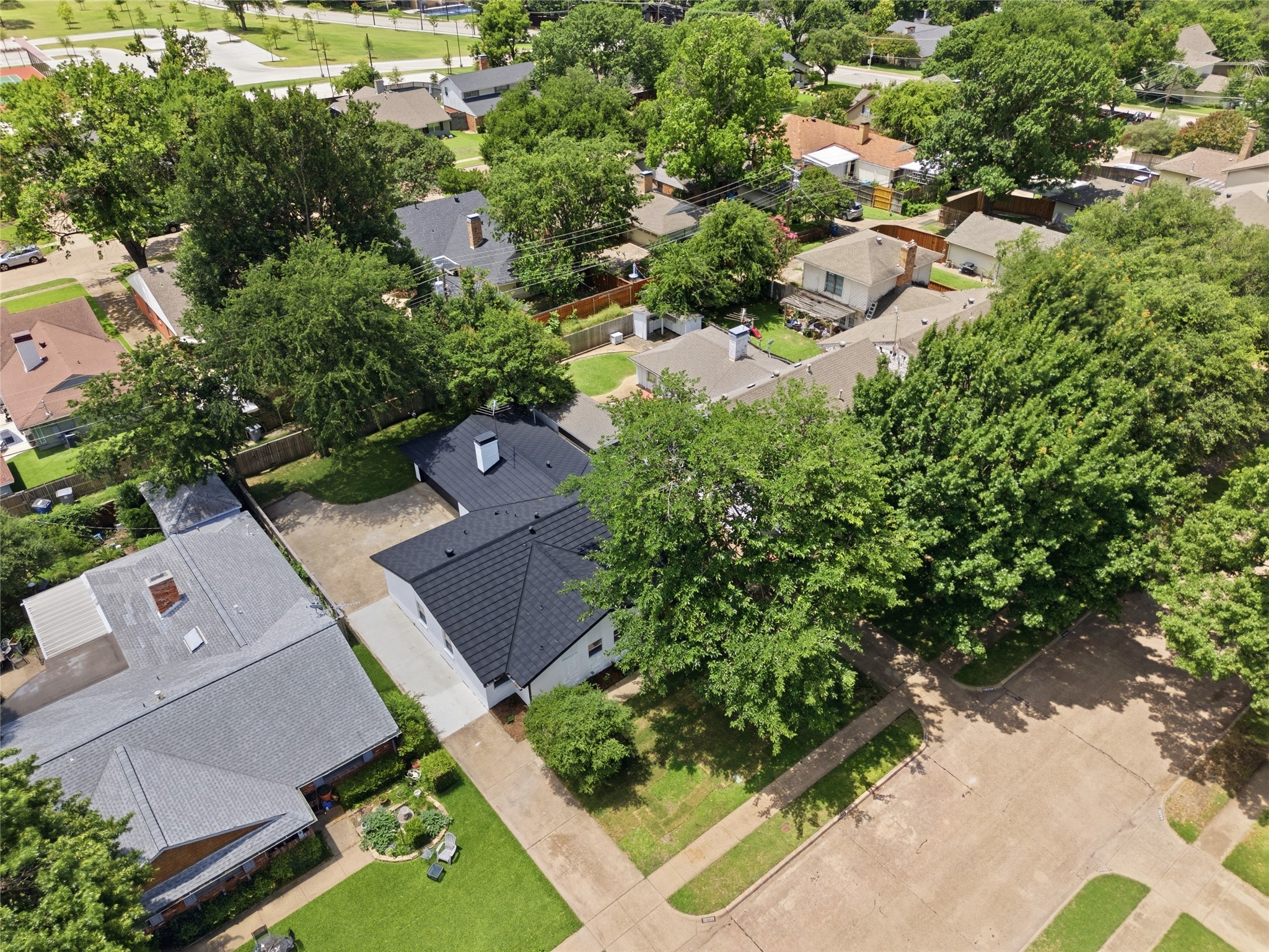 10236 Mapleridge Drive Dallas TX 75238