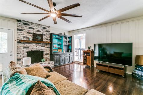1000 Sherwood Drive Bedford TX 76022