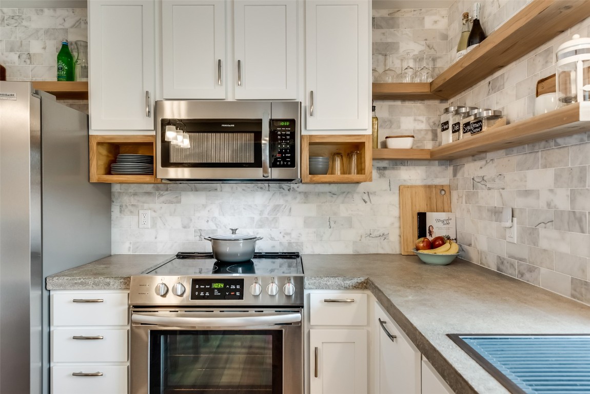 2913 Carnaby Lane Garland TX 75044