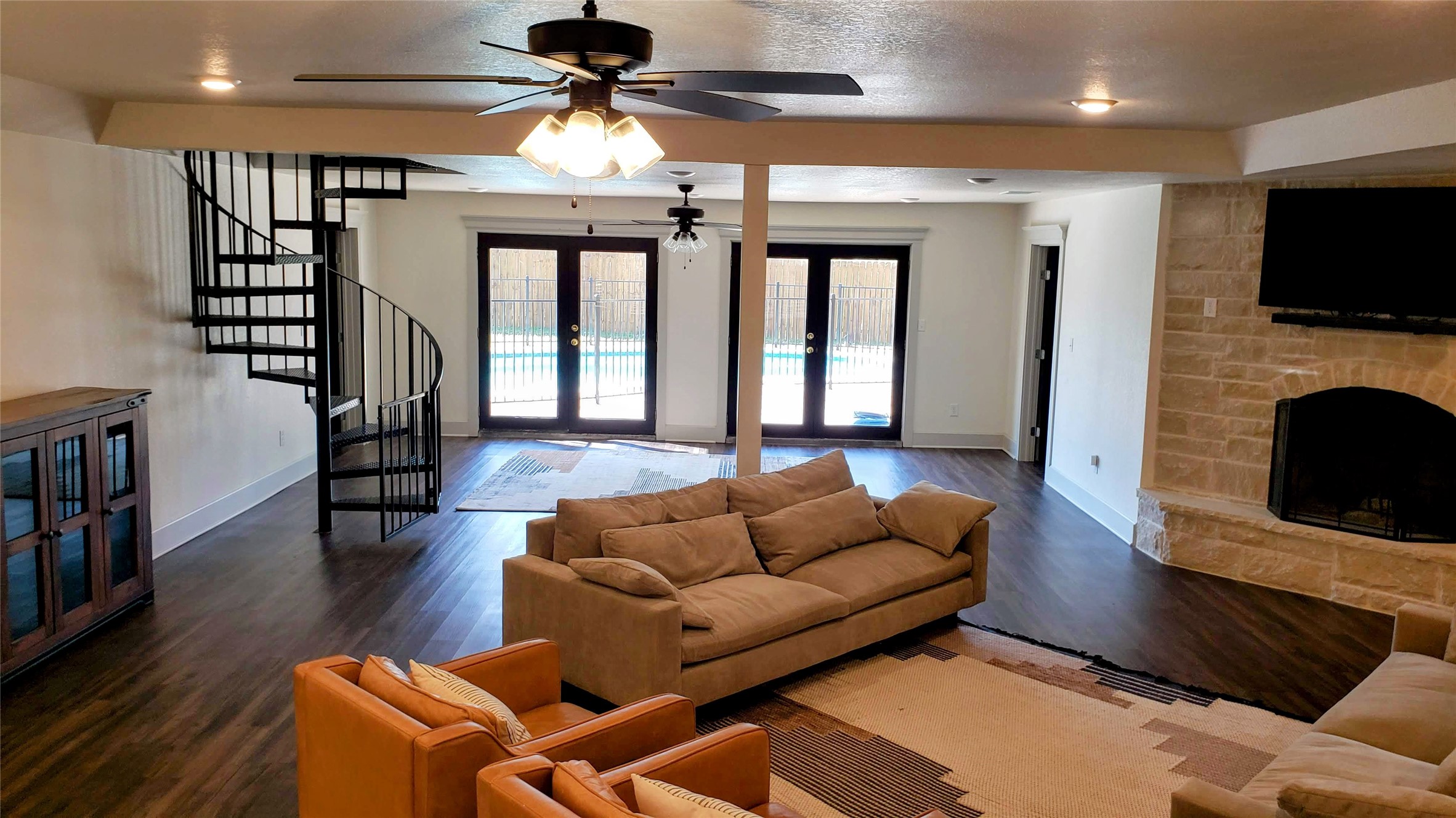 703 San Jacinto Street Mineral Wells TX 76067
