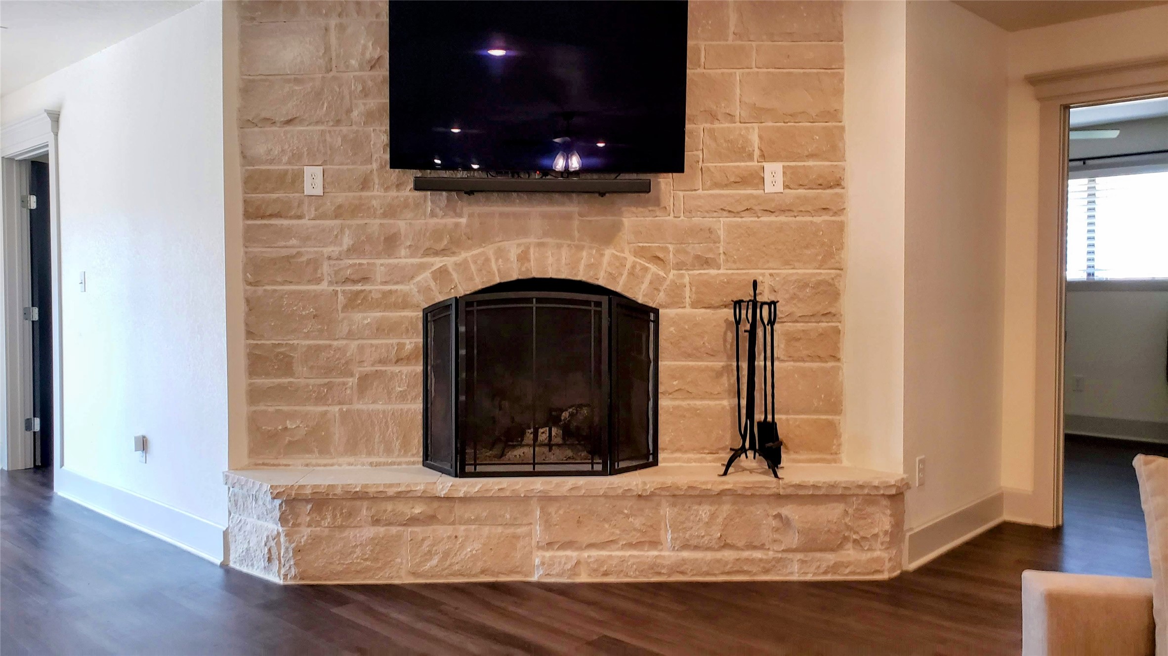 703 San Jacinto Street Mineral Wells TX 76067