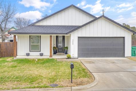 300 W College Street Jacksboro TX 76458