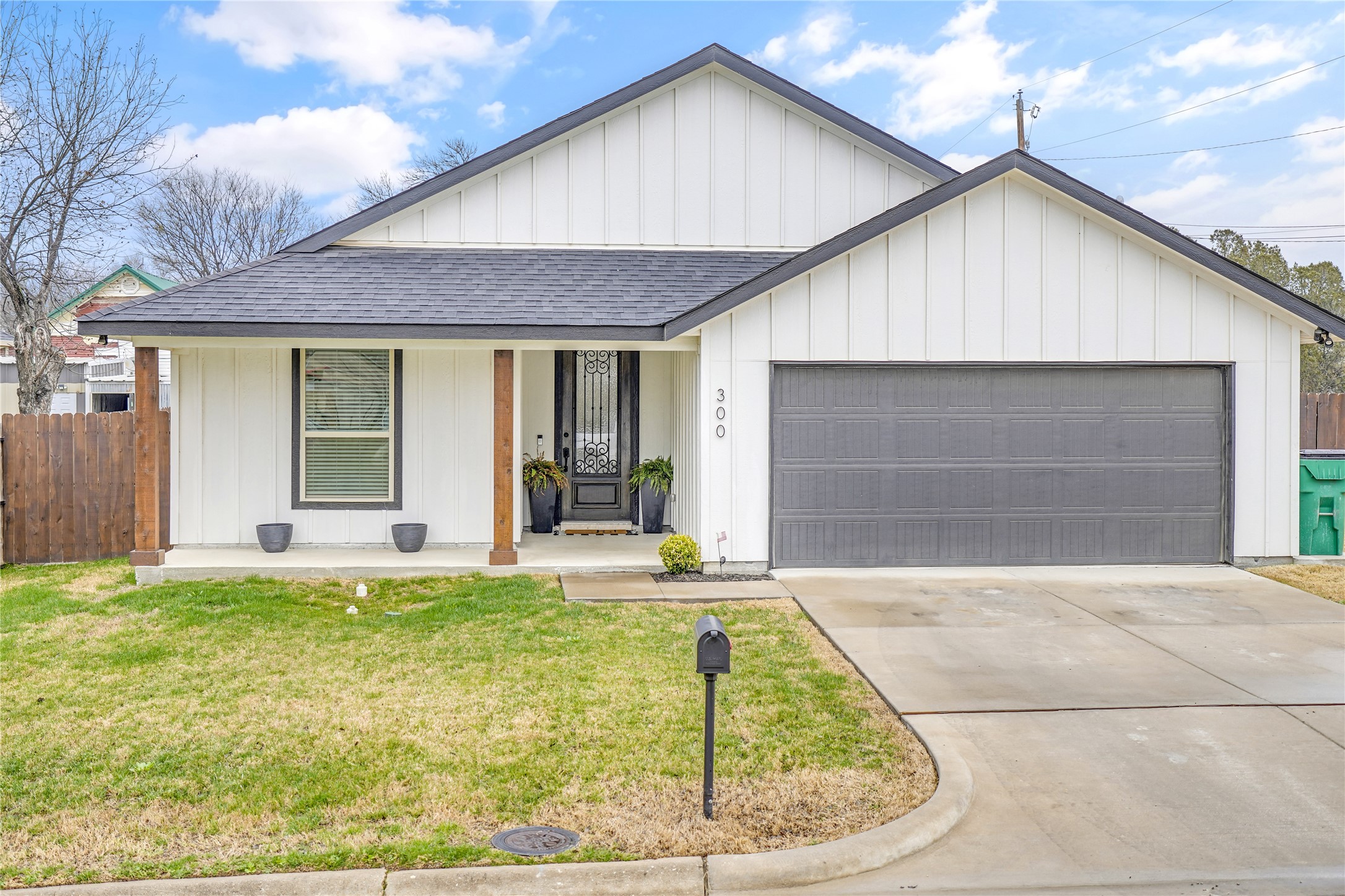 300 W College Street Jacksboro TX 76458