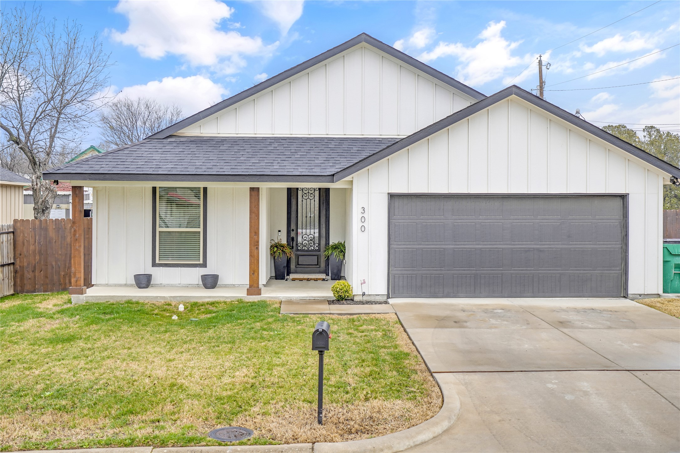 300 W College Street Jacksboro TX 76458