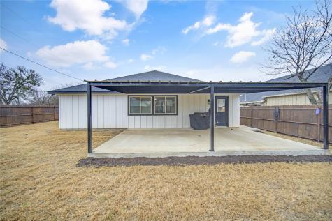 300 W College Street Jacksboro TX 76458