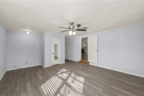 901 N Main Street West TX 76691