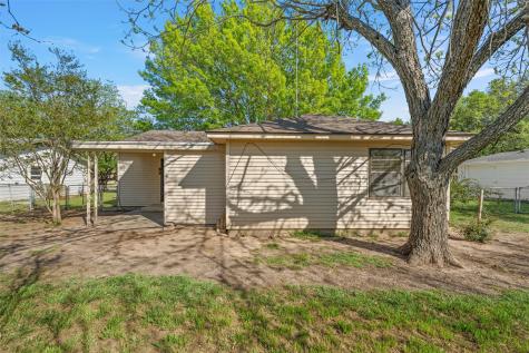 901 N Main Street West TX 76691