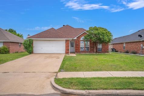 1210 Clay Lane Seagoville TX 75159