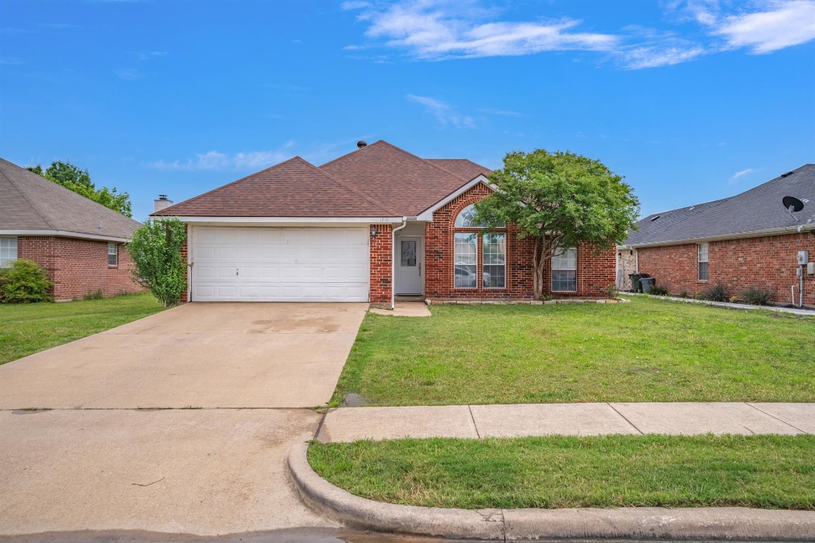 1210 Clay Lane Seagoville TX 75159