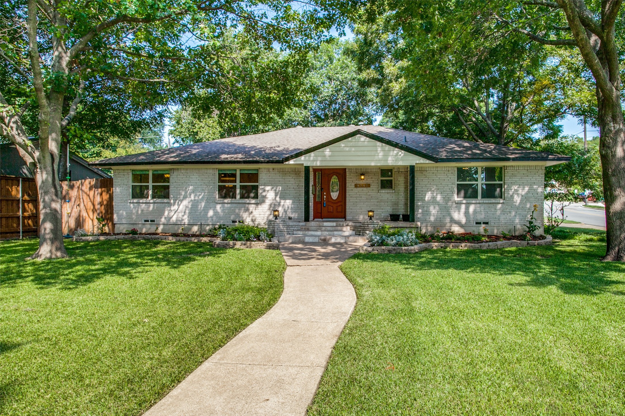 8381 San Cristobal Drive Dallas TX 75218