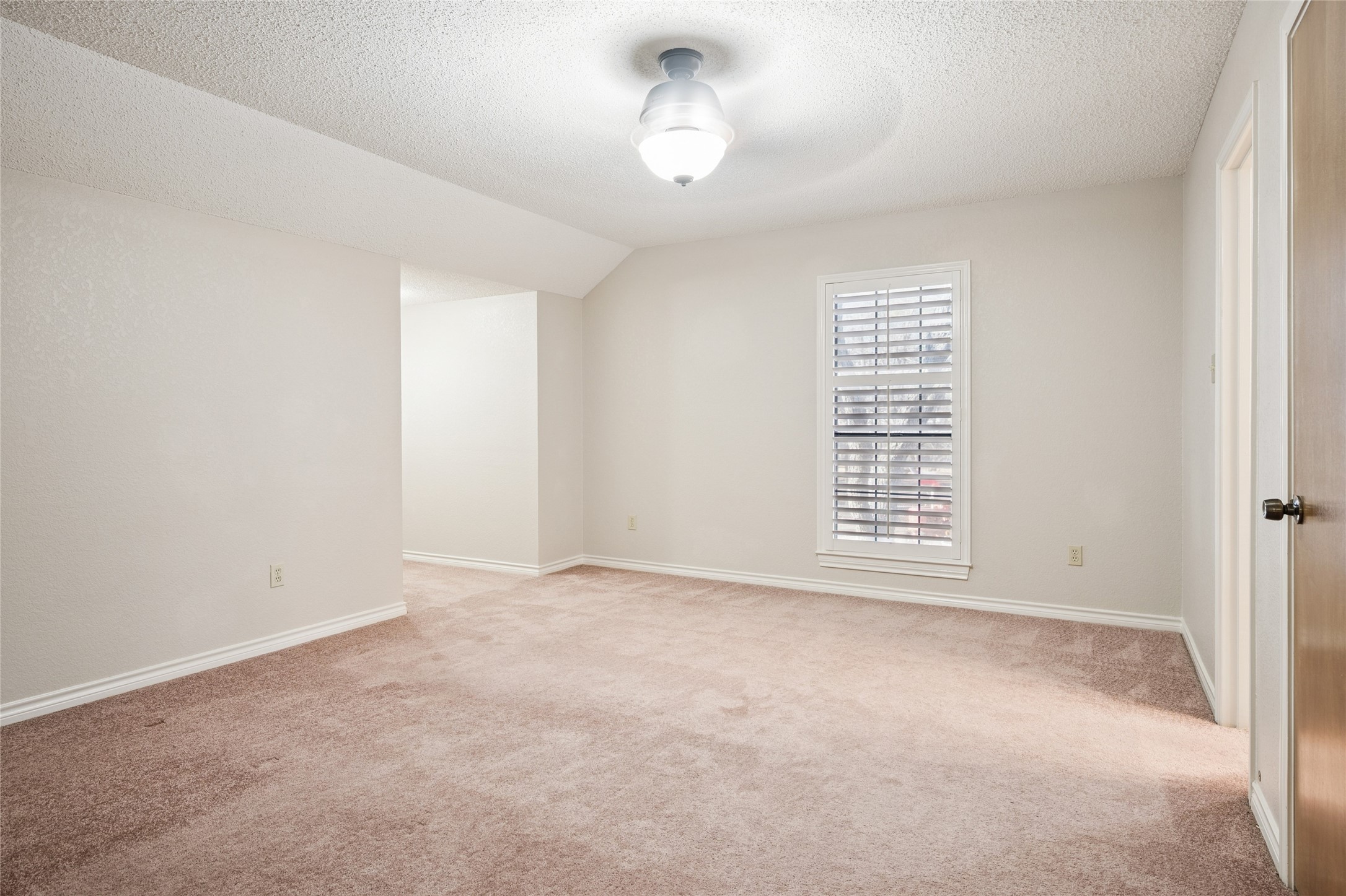 6707 Us 287 Highway Arlington TX 76001