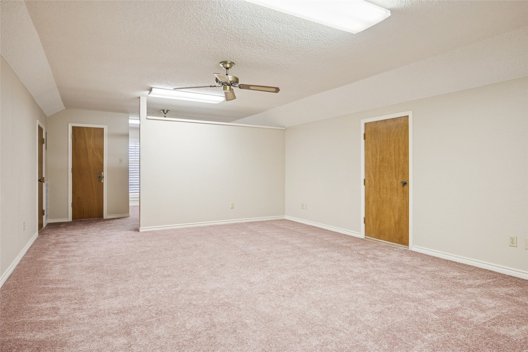6707 Us 287 Highway Arlington TX 76001