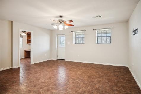 6707 Us 287 Highway Arlington TX 76001