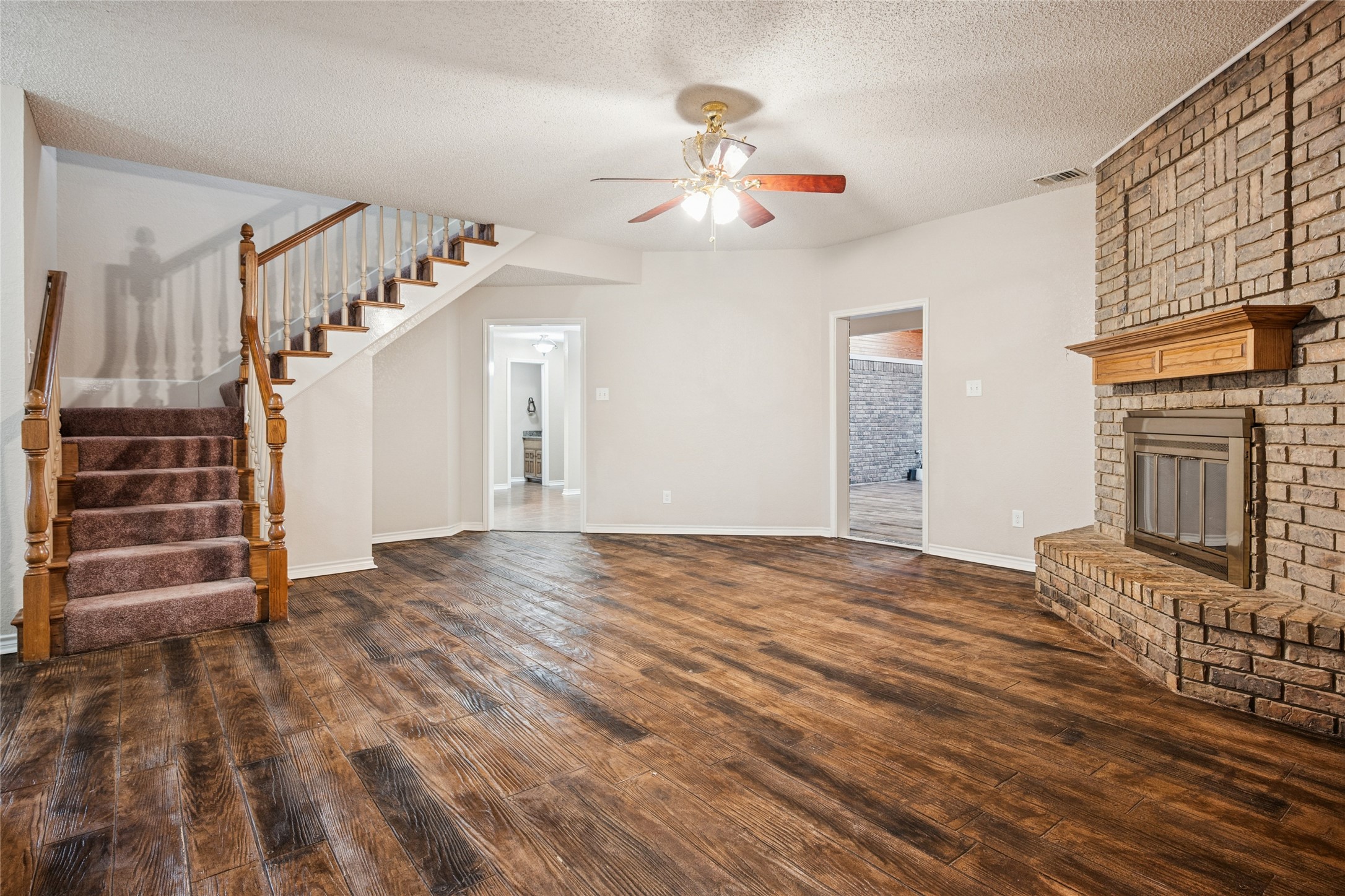 6707 Us 287 Highway Arlington TX 76001