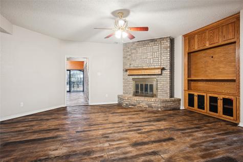6707 Us 287 Highway Arlington TX 76001