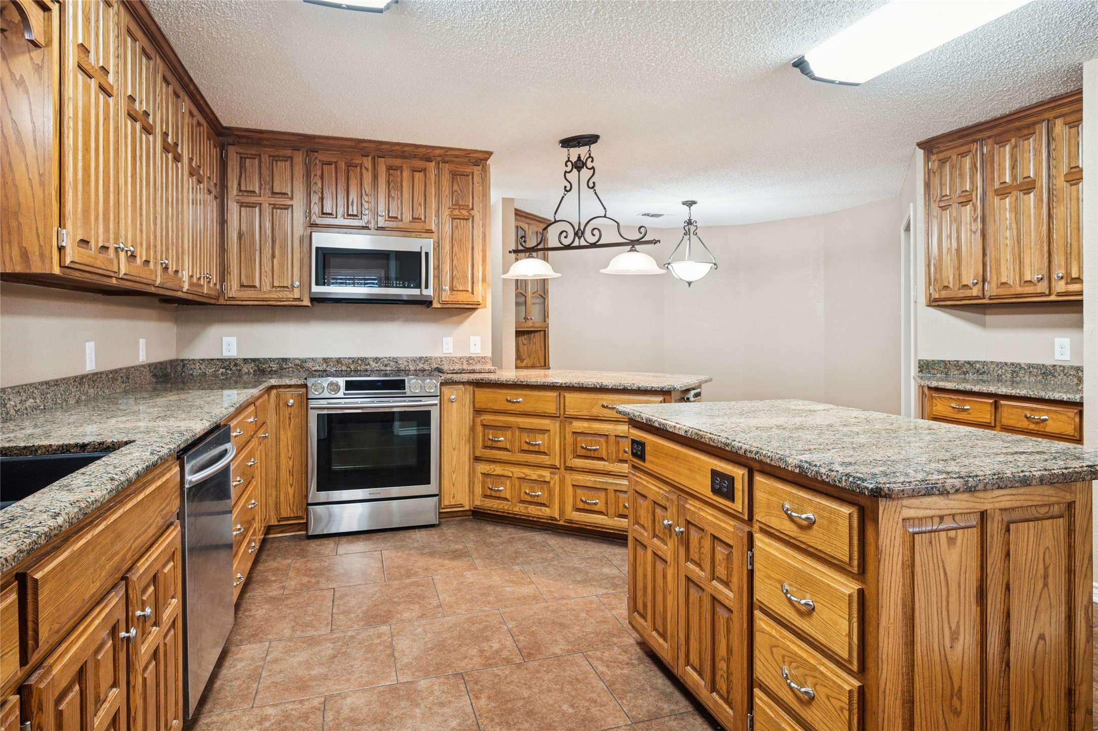 6707 Us 287 Highway Arlington TX 76001