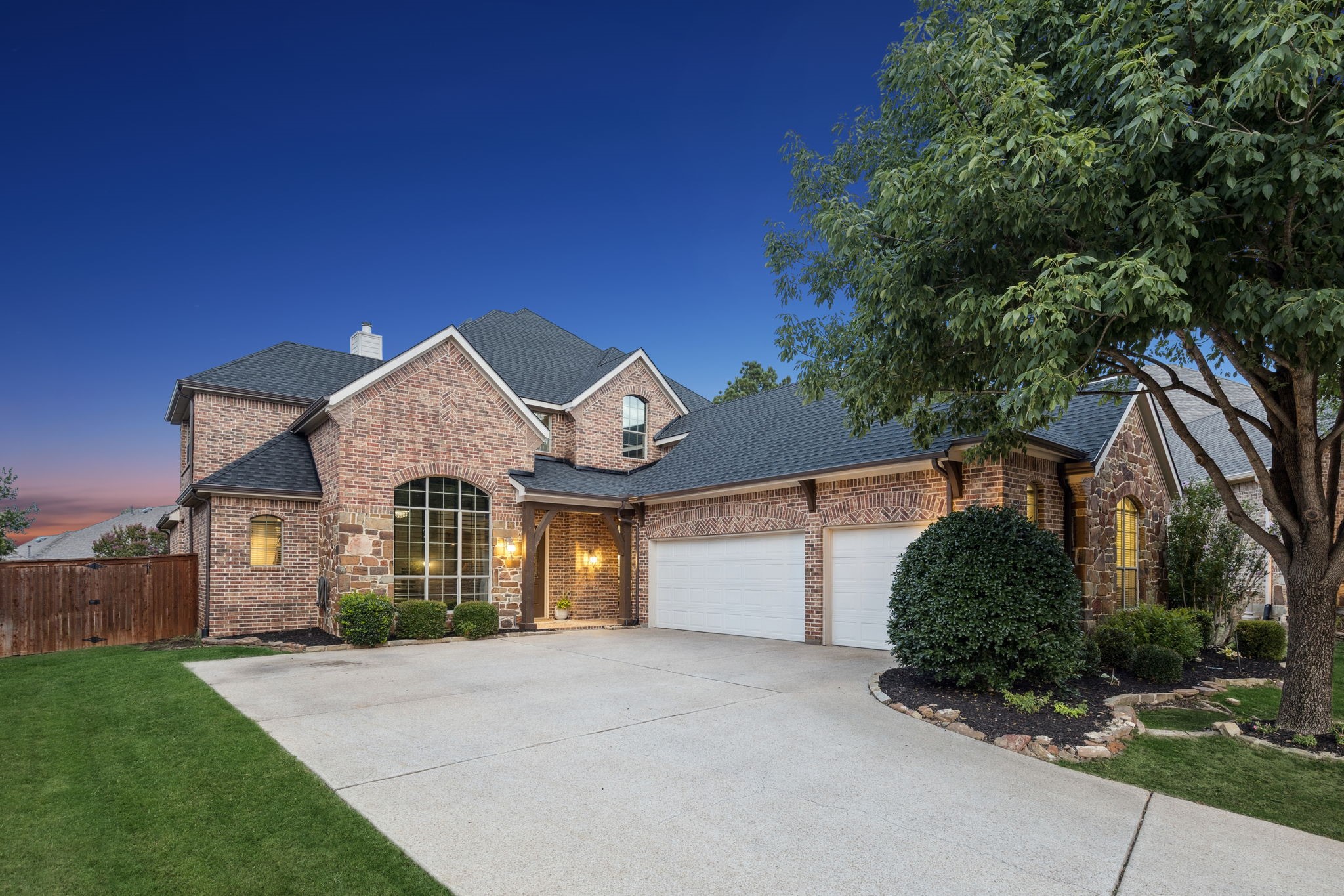 1425 Burnett Drive Lantana TX 76226